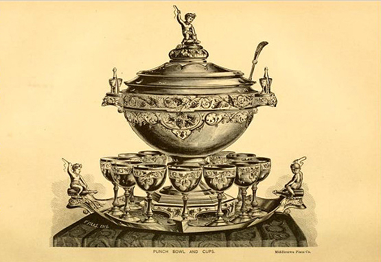 Middletown Plate Co punch bowl and cups